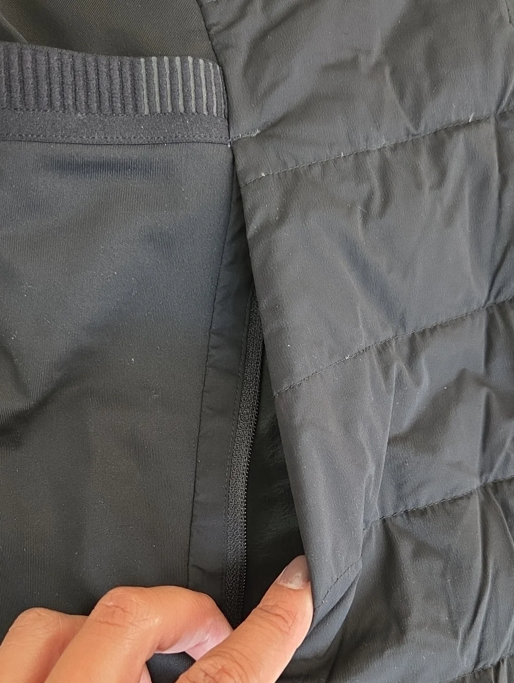 lululemon athletica guc light